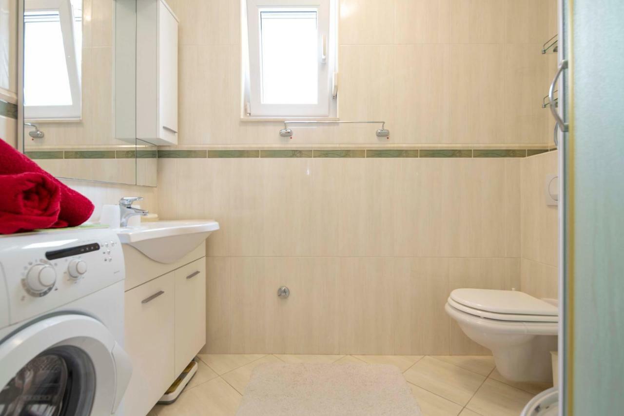 Apartman Adriatic Sea プロマイナ エクステリア 写真